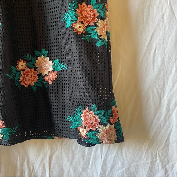 Zara Trafaluc Black Floral Mesh Dress Mini‎ Flowers Women's Size M - Picture 4 of 11
